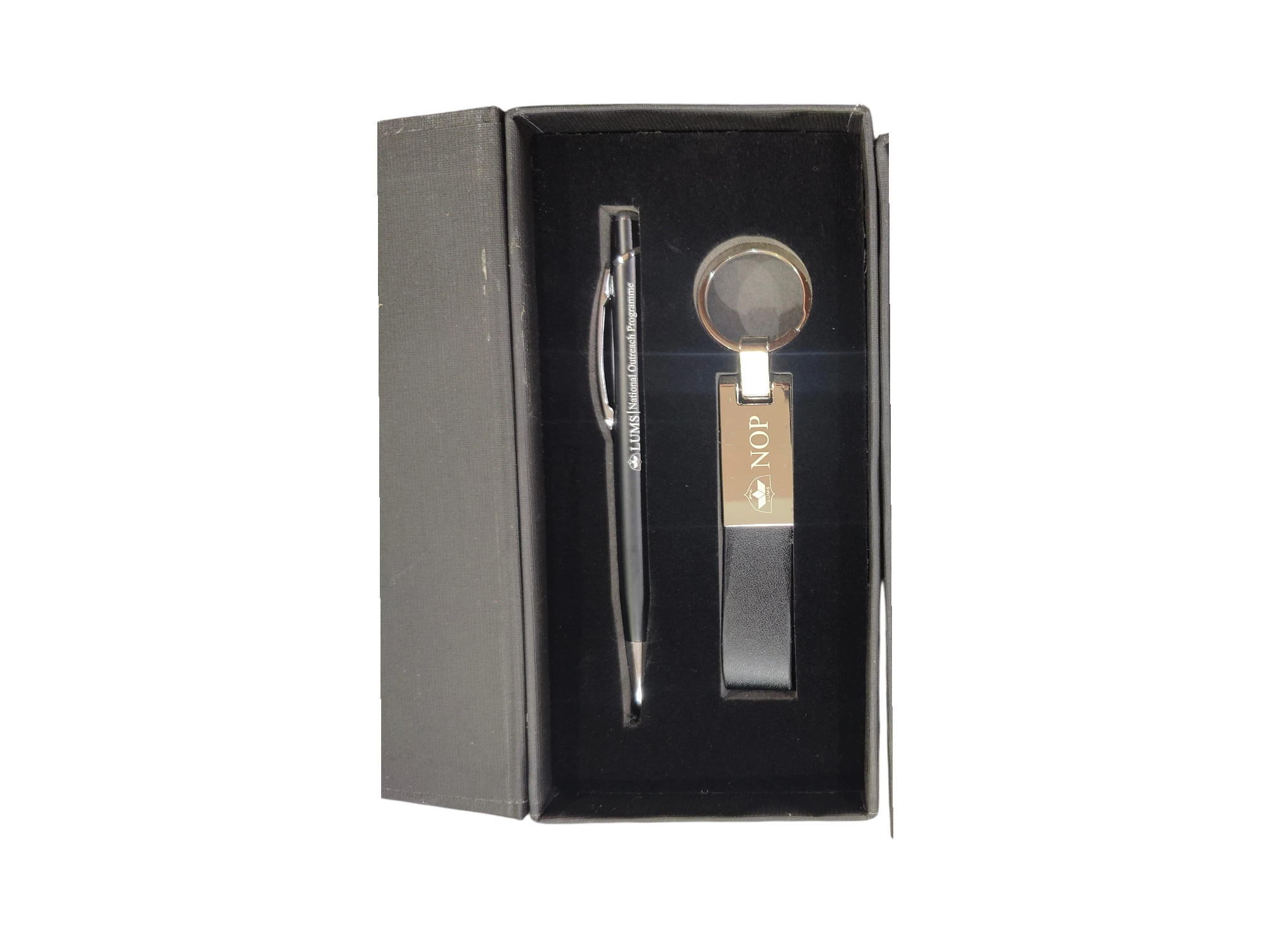 Black corporate gift set with metal pen and leather strap keychain in black box